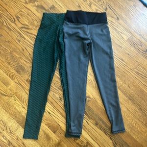 Lot of 2 Tiktok leggings butt size small NWOT gray green